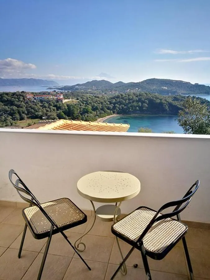 Olive Bay Hilltop Apartments 阿莫利亚尼岛